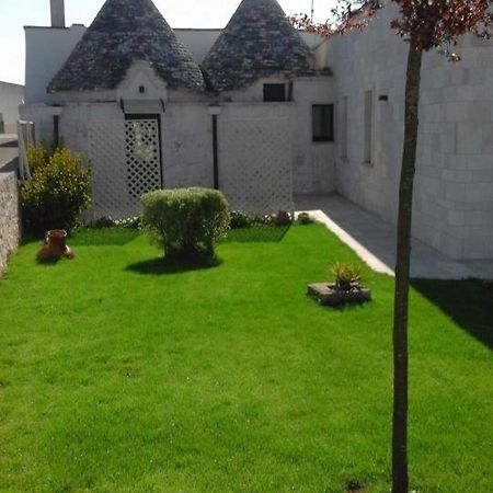 Trullo Sonia Nella Valle D'Itria Di Cisternino Villa Exterior foto