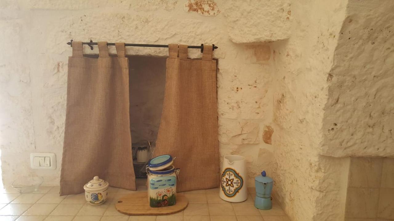 Trullo Sonia Nella Valle D'Itria Di Cisternino Villa Exterior foto